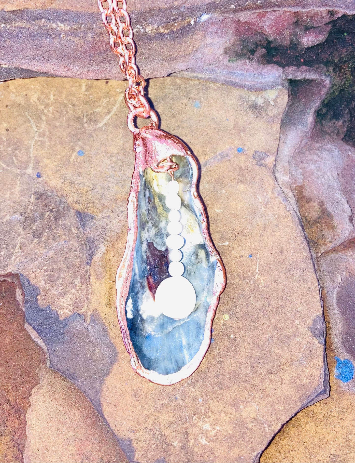 Shell & Soul Pod Pearl Flow Necklace